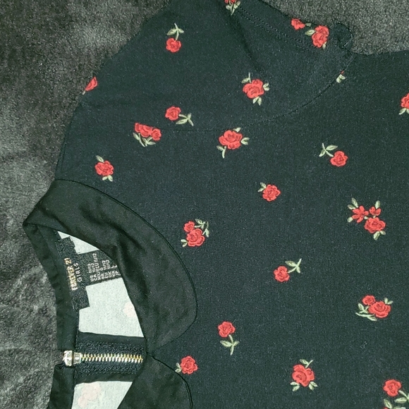 Forever 21 Girls, black with red roses dress - Picture 2 of 6